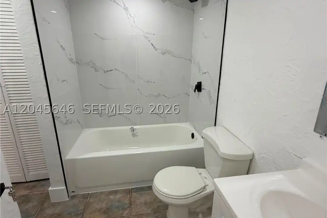 4801 NW 7th St #608-16 - More