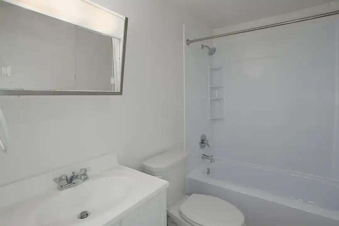 Park Ridge Apartments – photo 1 of 8