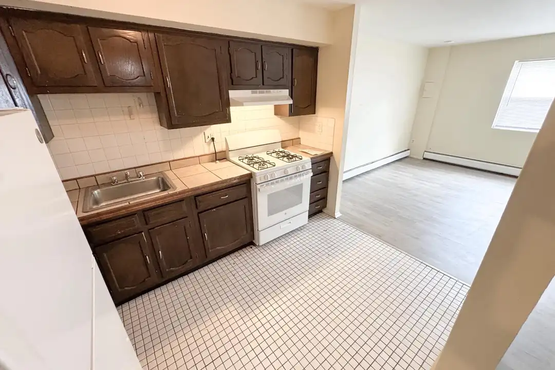 6020 Hegerman St unit 1 - View 2