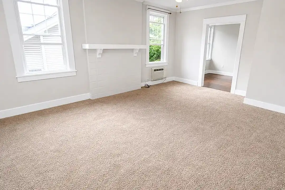 5619 Hobart St unit A-4 – photo 1