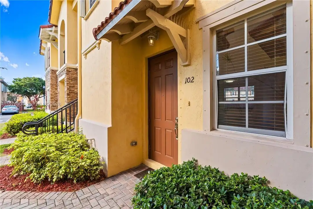 1655 NE 33rd Rd #102-4 - View 2