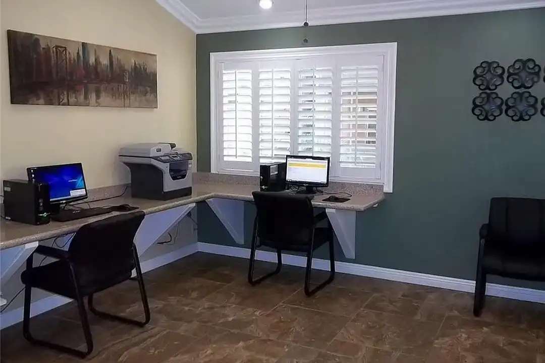 Citrus Gardens Apartments - View 5