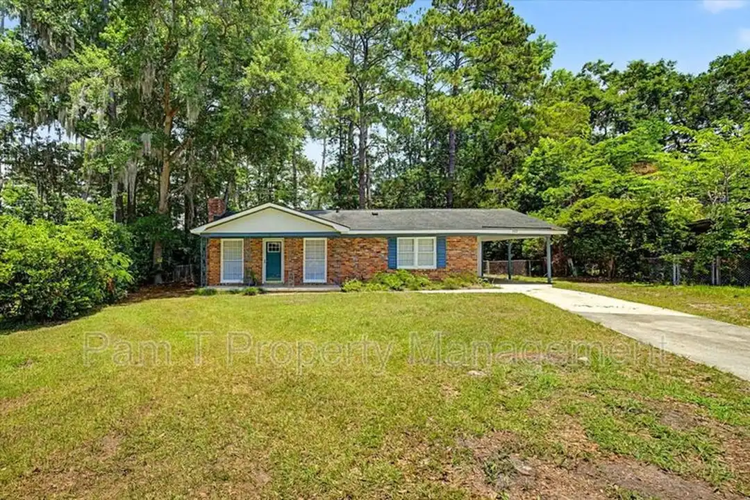 102 Juniper Cir - View 2