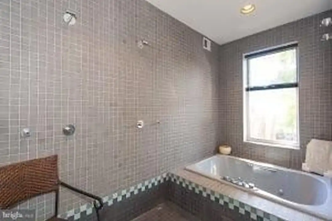 1312 R St NW #B - More