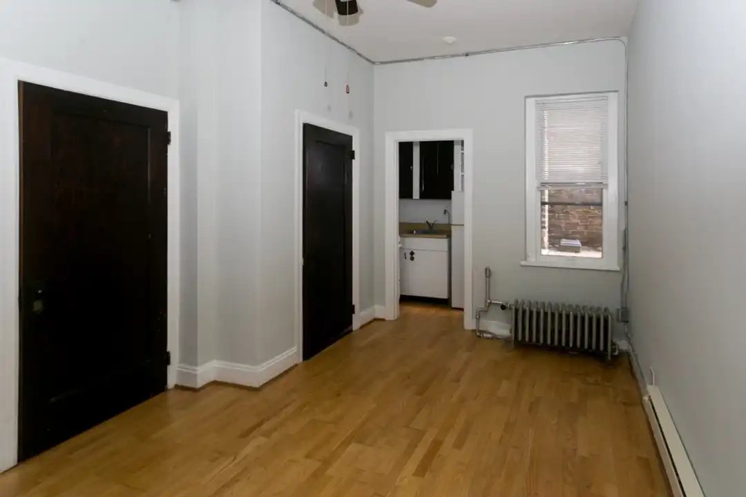 4626 N Paulina St unit 801 - View 5