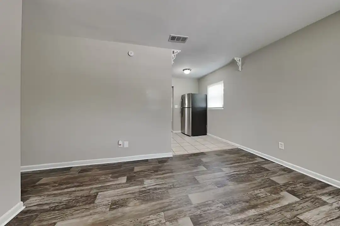 10717 Kyle Dr – pohled 3