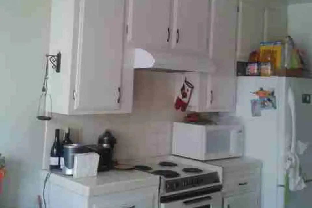 630 E Orange Grove Ave unit J - More