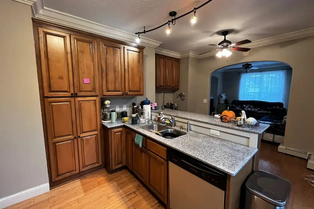 1092 18th Ave SE unit 2 – pohled 5
