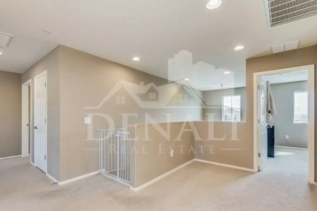 House in Sahuarita - View 3