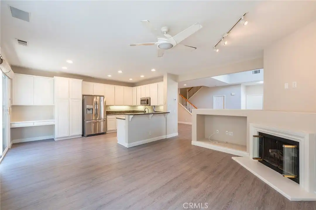 7676 Park Bay Dr - View 6