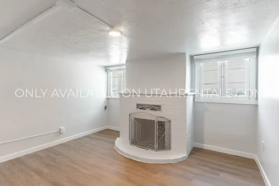 Apartment in Provo - View 3