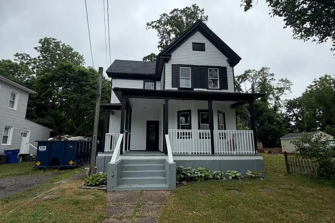 513 Madison Ave - View 2