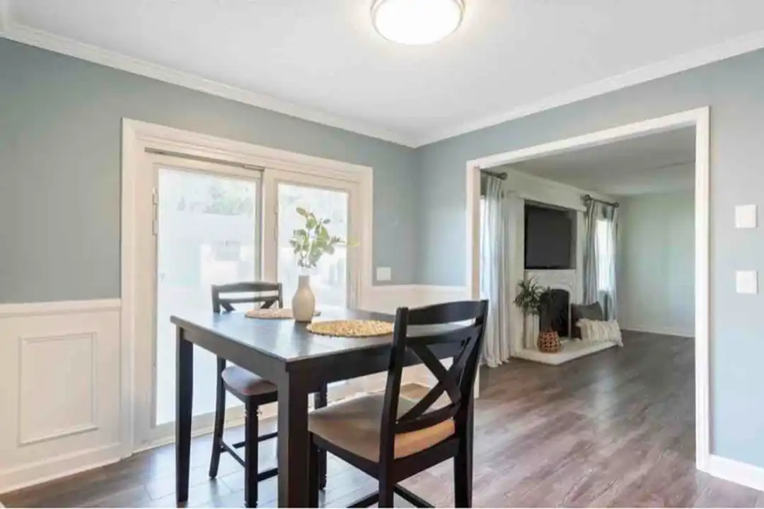 House in Wilmington - View 6