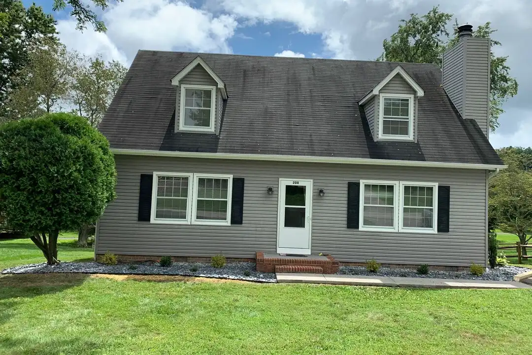 208 Woodbine Dr – photo 1
