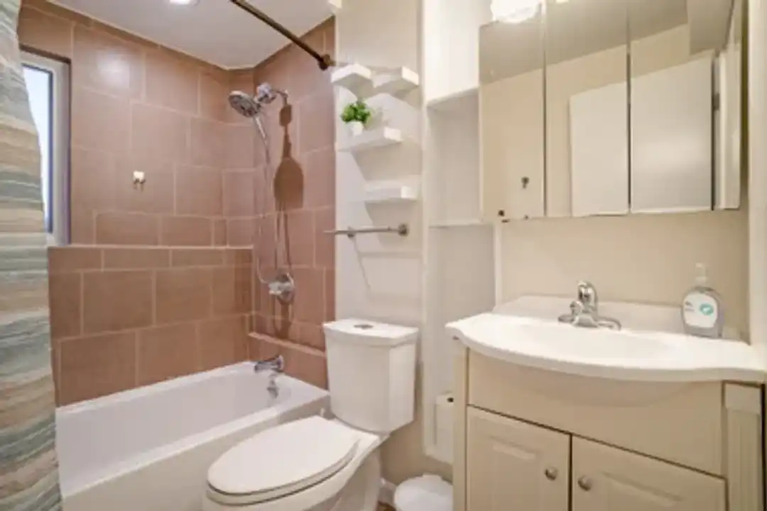 7500 Teller St unit 4 - View 4