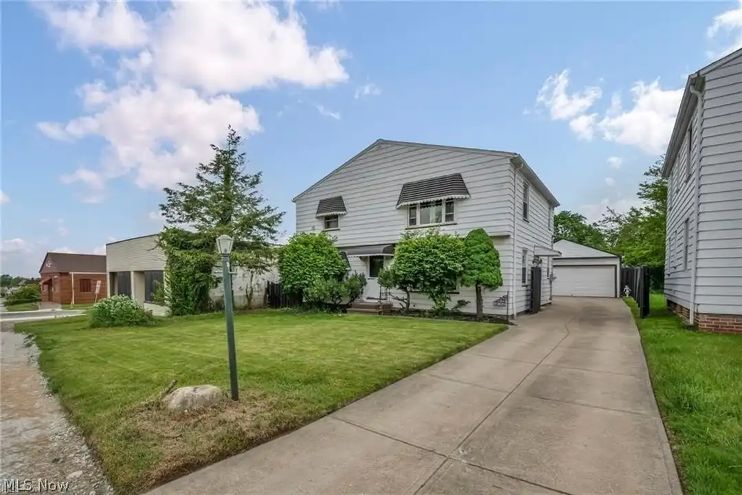 9309 Garfield Blvd #1 – photo 1