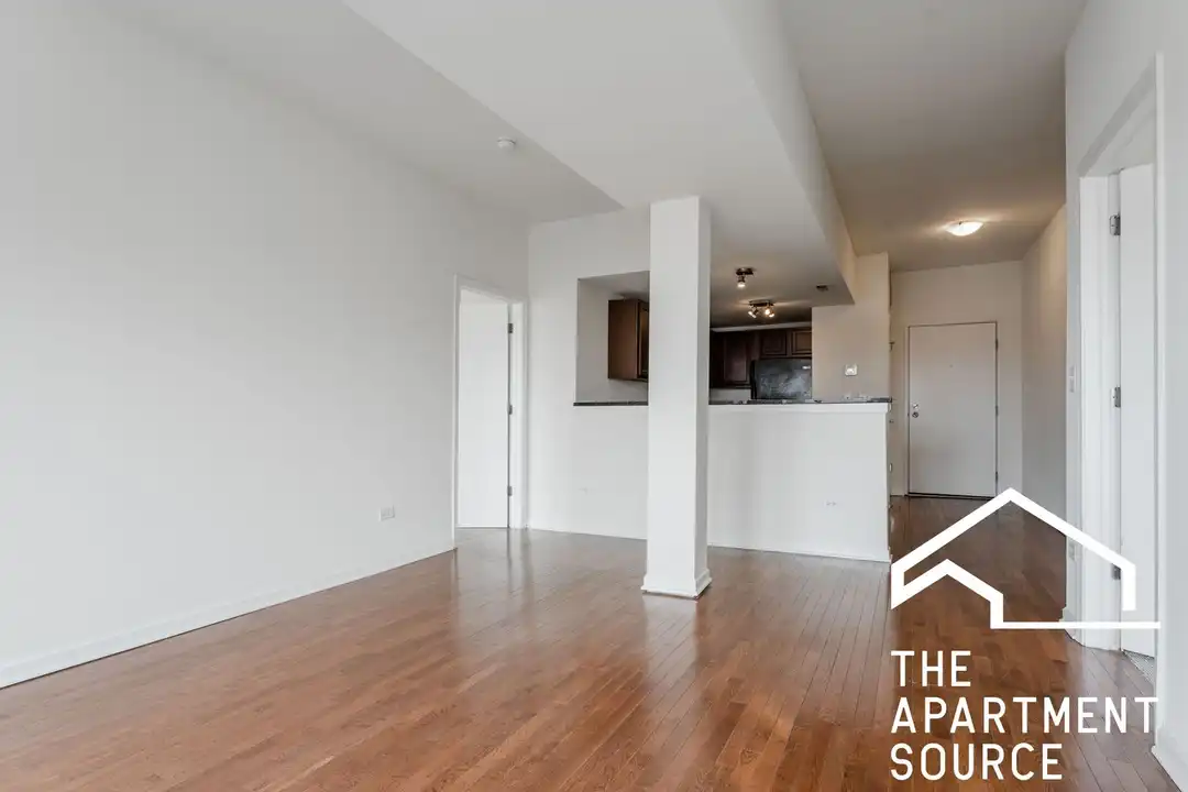 Apartment in Chicago - View 4