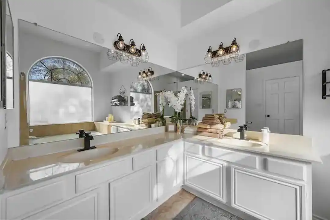 2334 Belton Dr - View 6