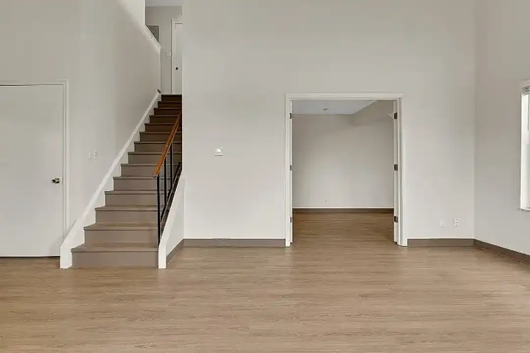 Vivo Living Miamisburg – photo 1 of 35