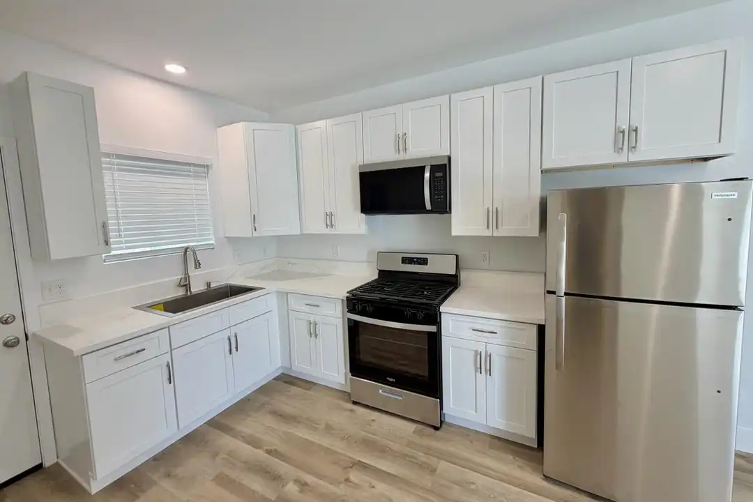 6991 Del Rosa Ave – photo 1
