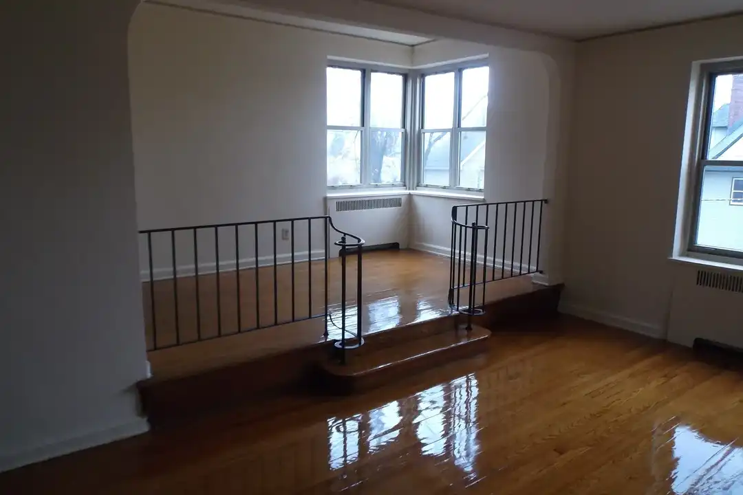 95 Washington Street – photo 1