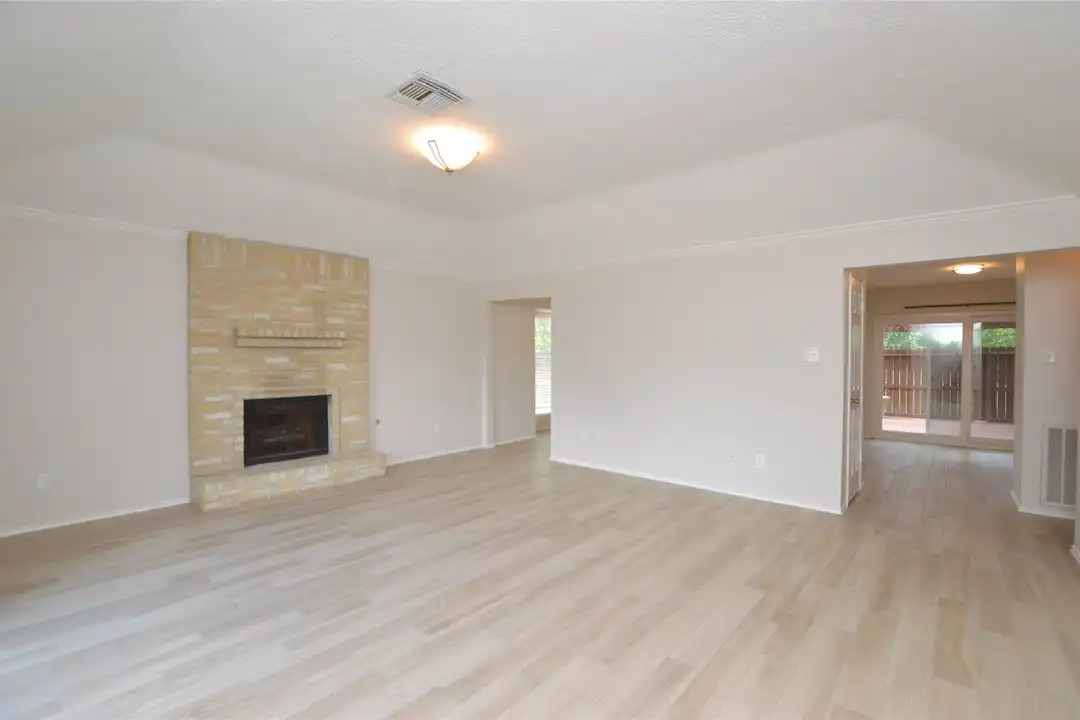 703 Flower Field Ct - View 2