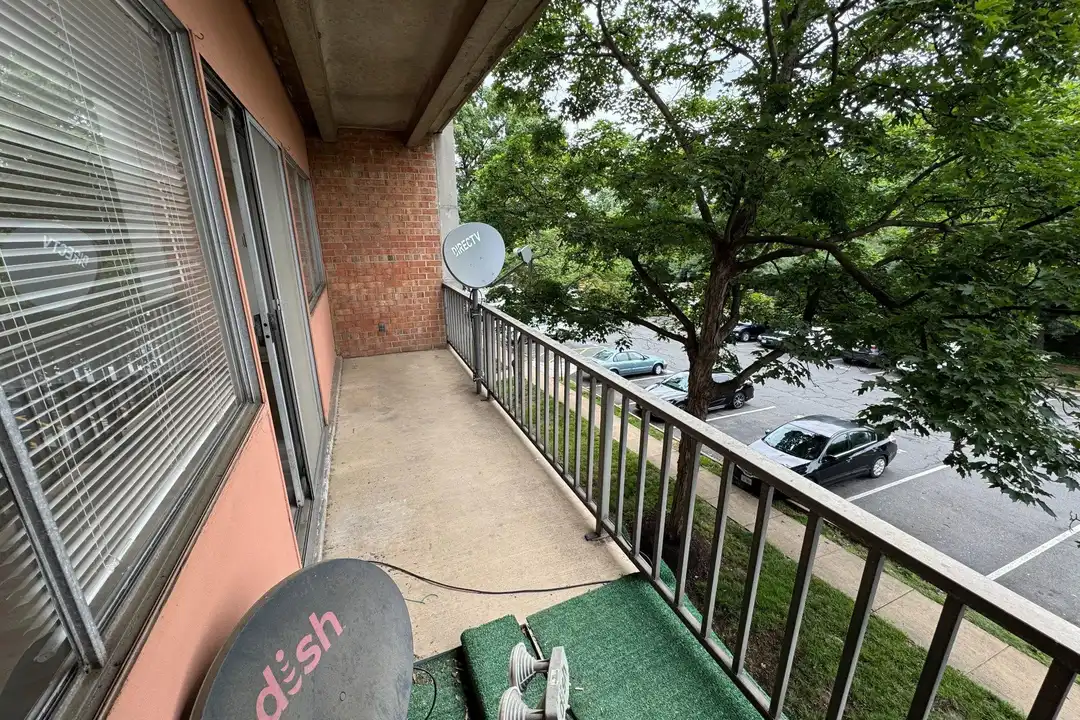 5801 Quantrell Ave #L9 - More