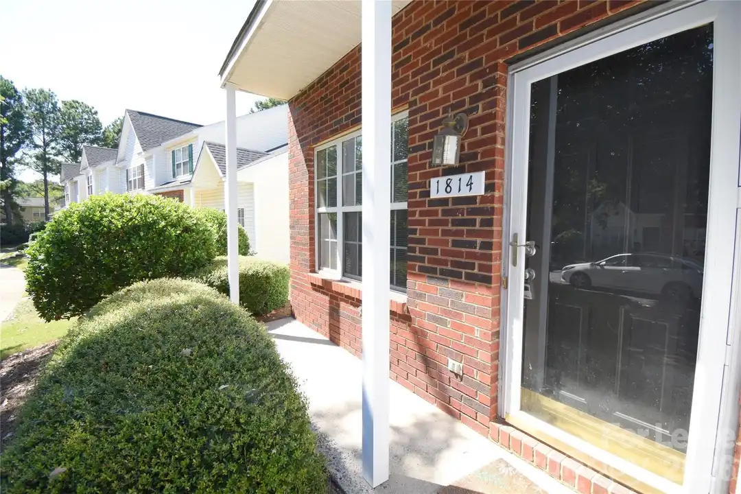 1814 Birch Heights Ct - View 5