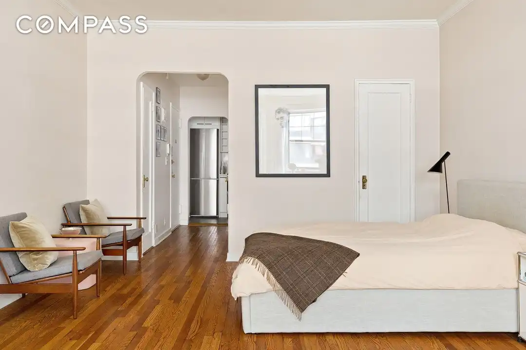 434 E 58th St #6-B - View 2
