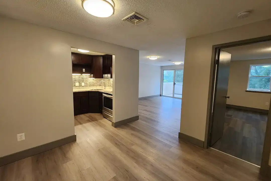 1380 East St – photo 1