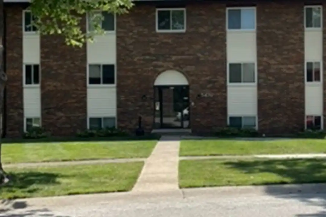 5476 Southgate Blvd unit 1 – photo 1 of 16