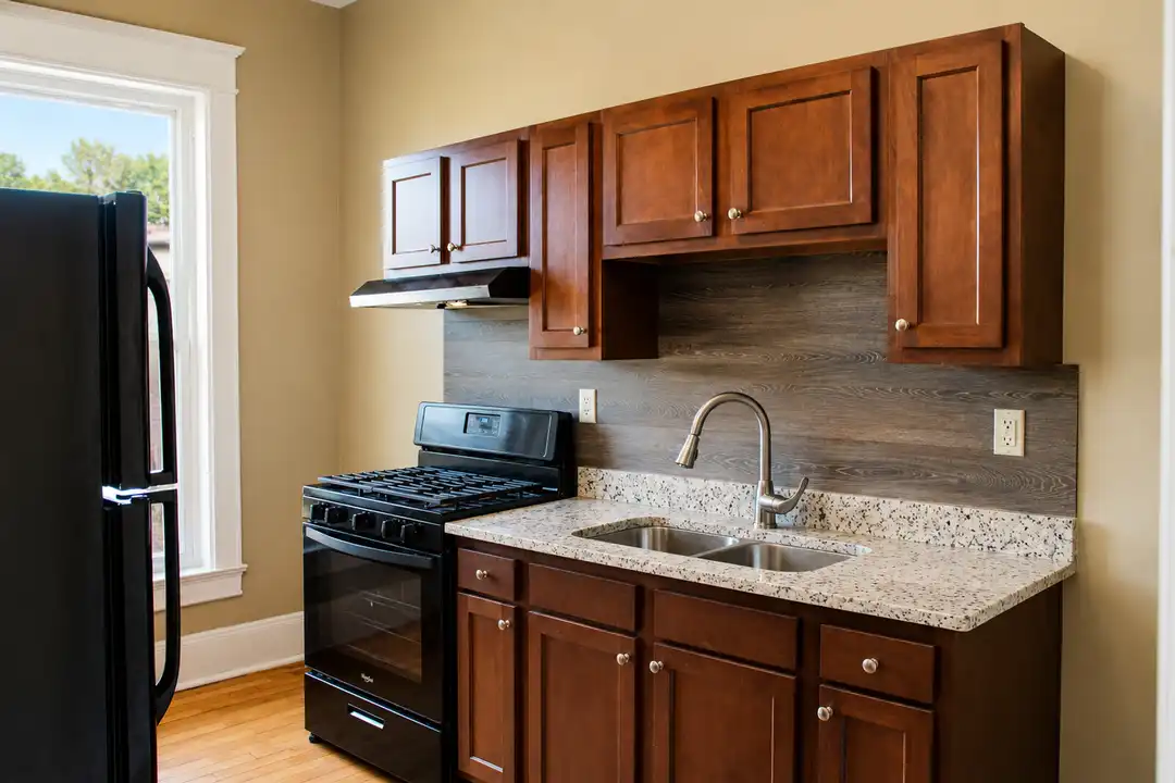 296 Bates Ave unit 16 - View 4