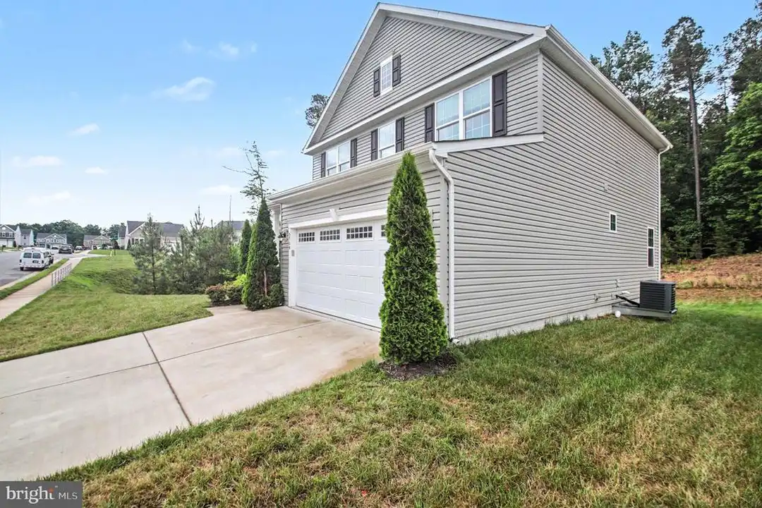 5704 Piney Glade Rd - View 2
