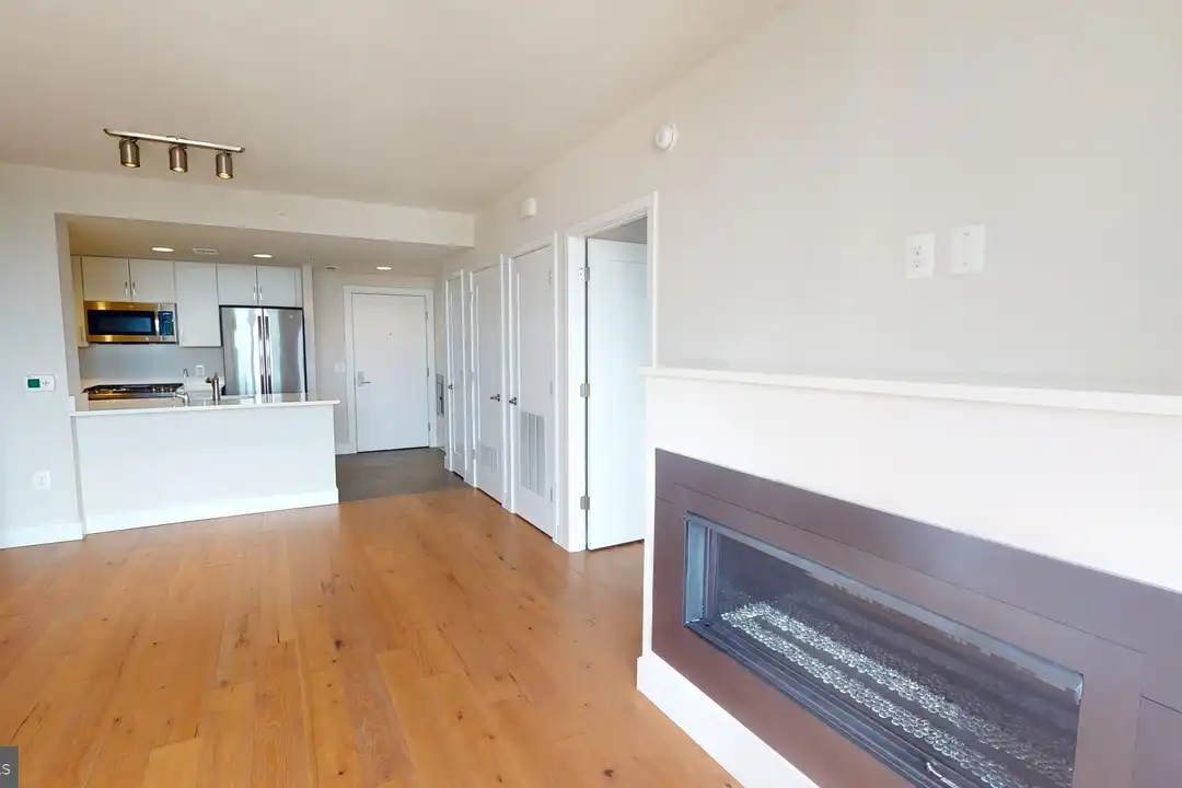 50 Florida Ave NE #823 - More
