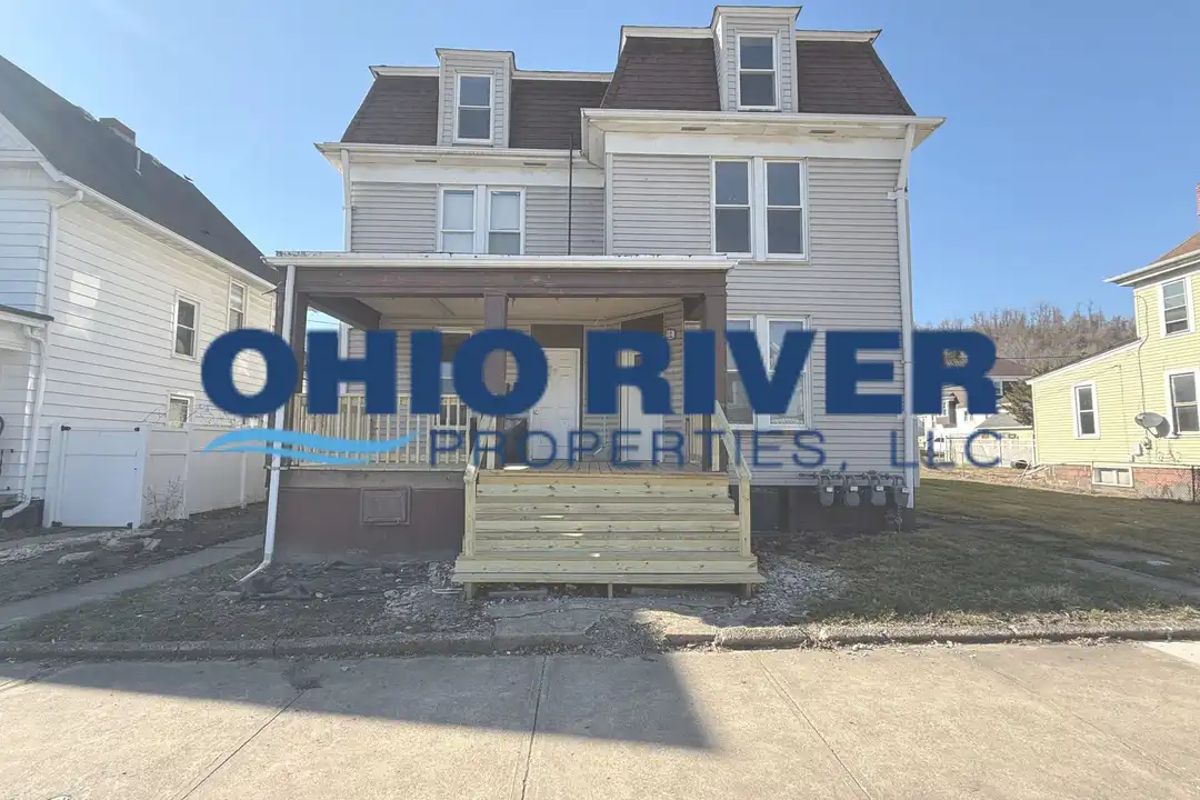 1017 S Zane Hwy unit 5 – photo 1 of 9