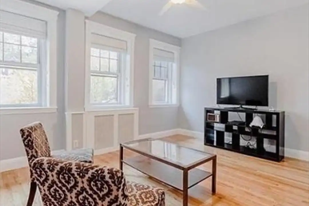2001 Commonwealth Ave unit 2 - More