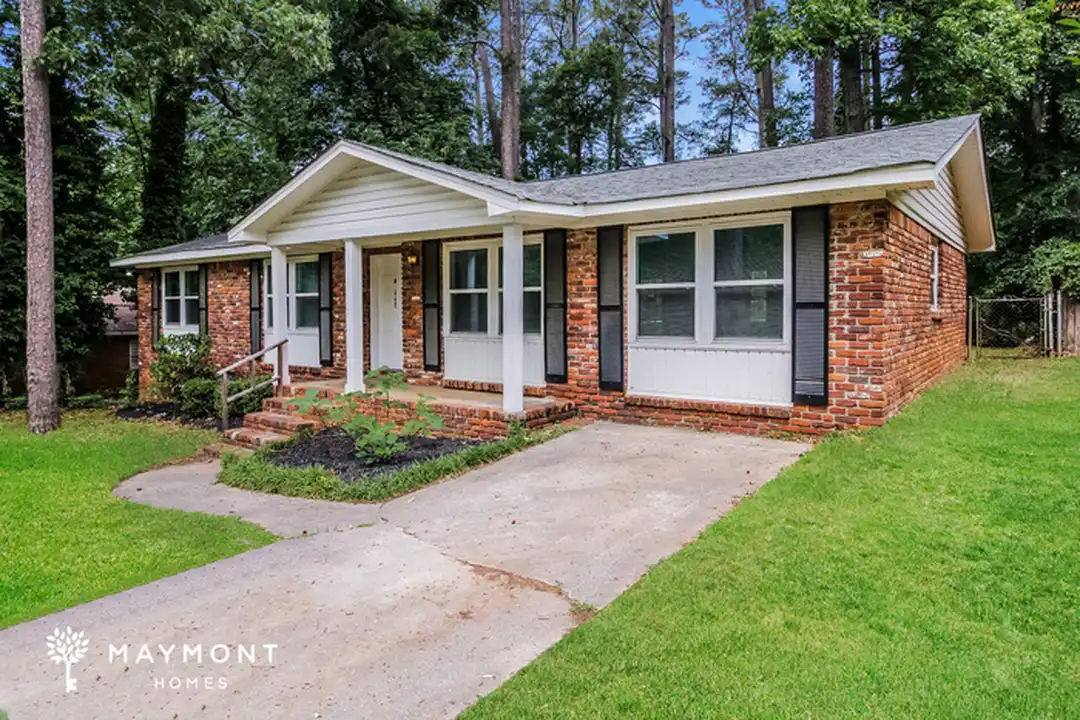 448 Pitney Rd - View 3