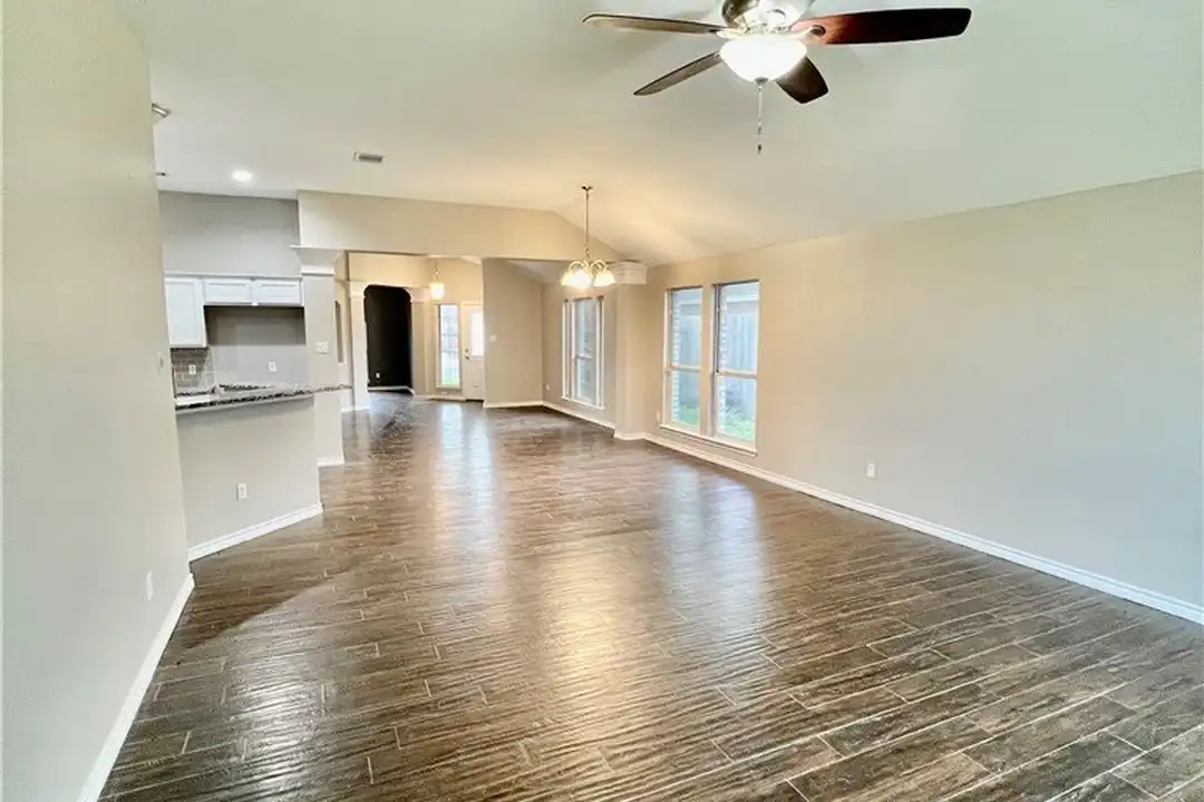 House in Corpus Christi - View 5