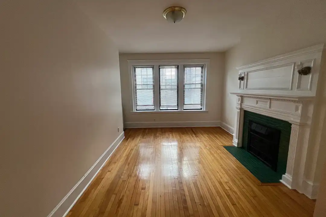 24 Royce Rd. - Veduta 3