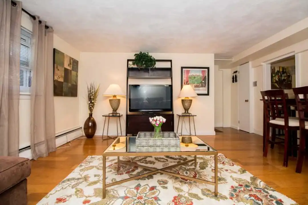 89 Chestnut St - View 6