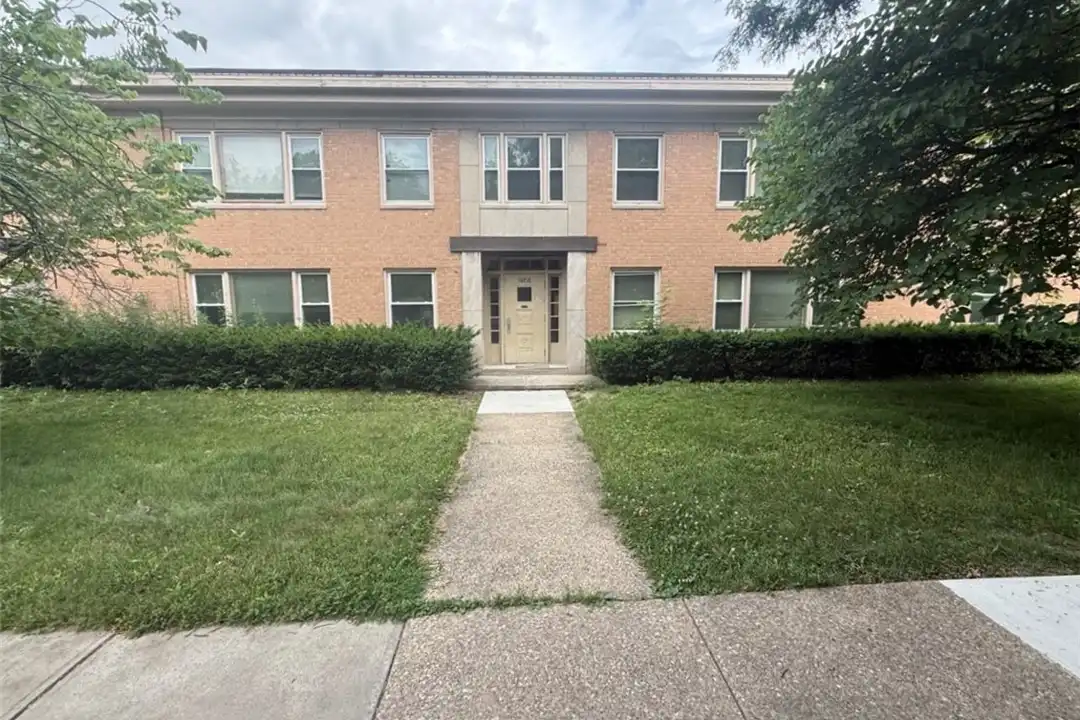 2545 Kenilworth Rd unit 11 – photo 1