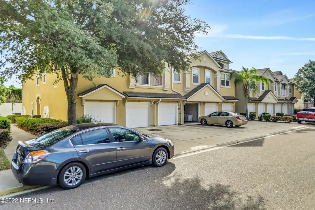 7051 Deer Lodge Cir unit 1 - View 3