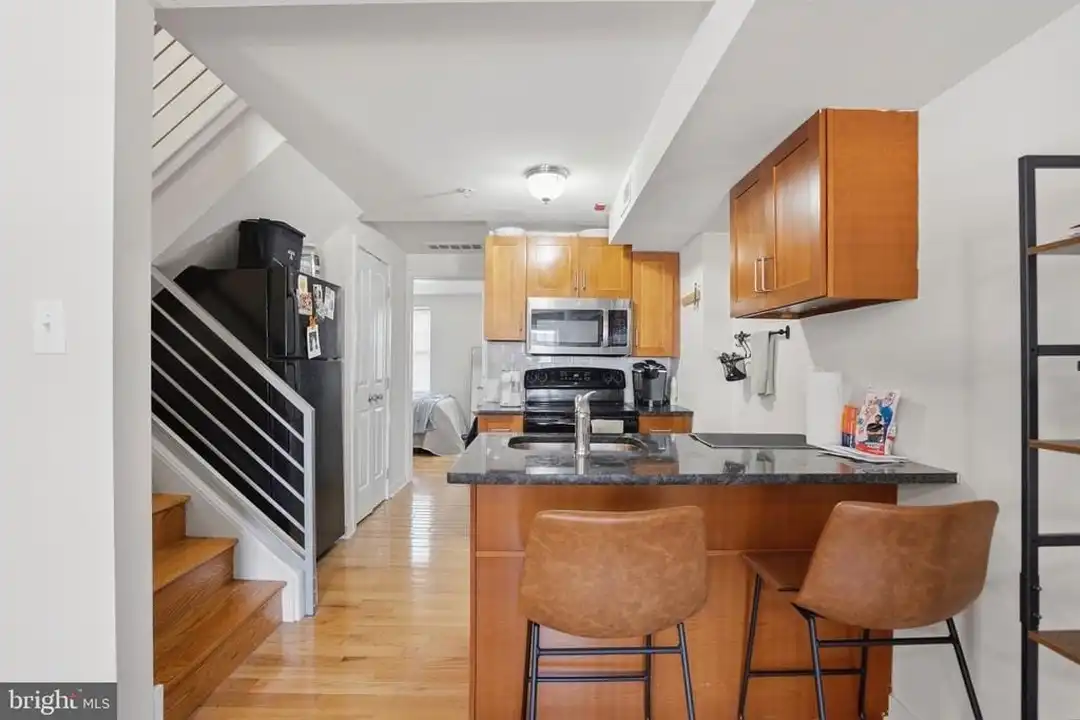 Apartment in Philadelphia - View 4