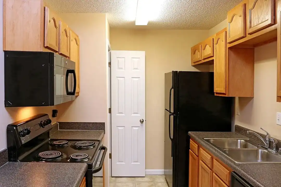 Austin Park Apartments – photo 1 of 28