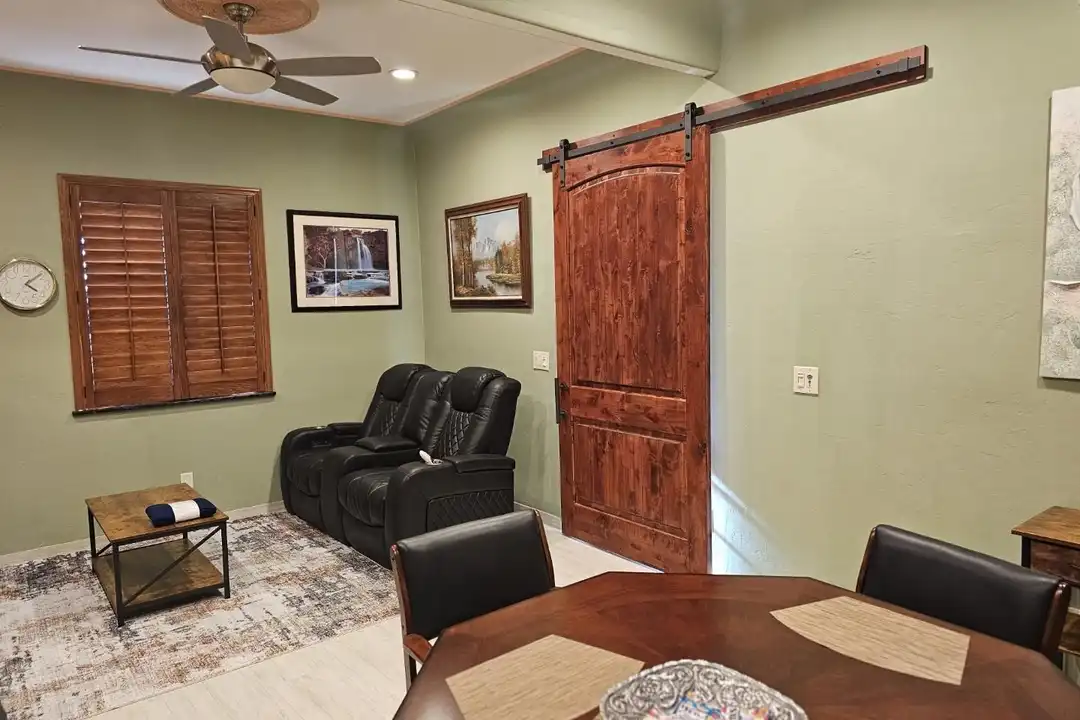 7040 N Montecatina Dr unit 1 - View 3