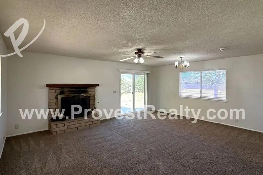 11045 Kiowa Rd - View 3
