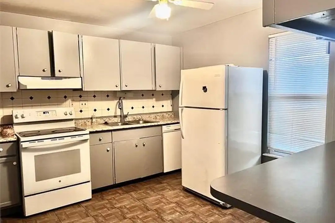 22116 Dante St #218 – pohled 2