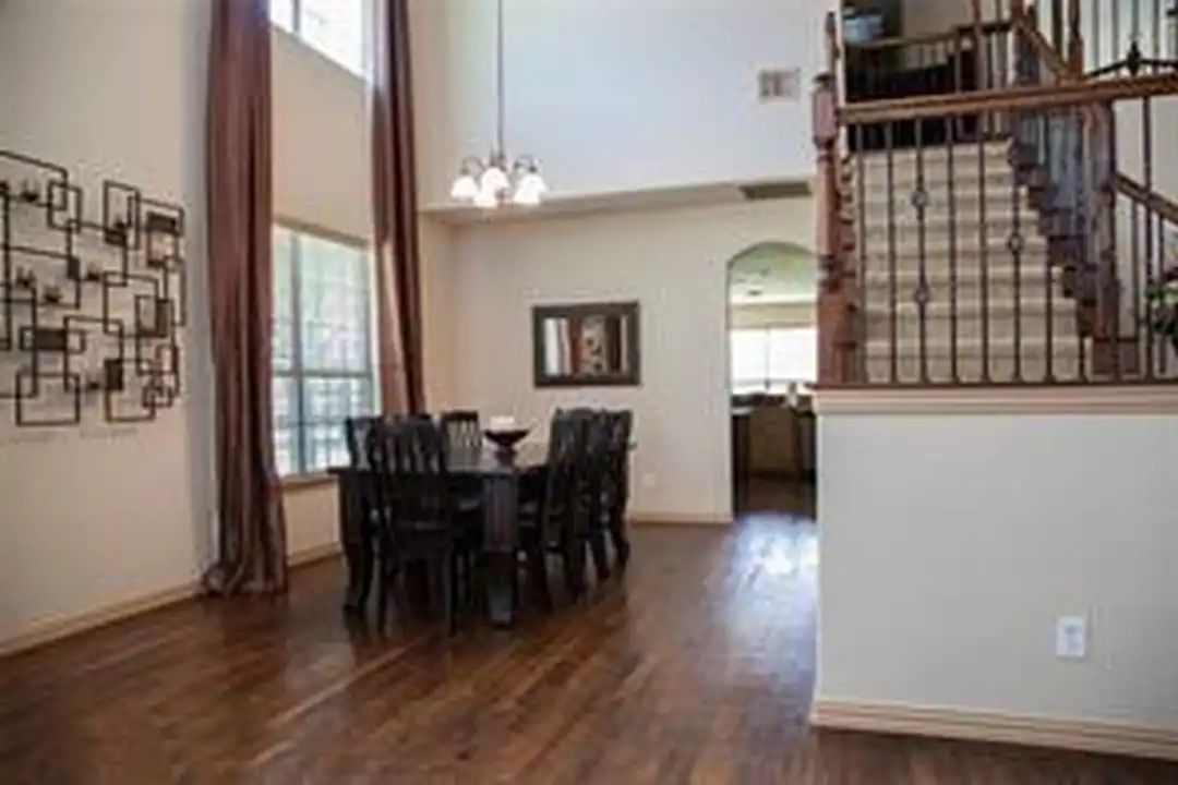 4122 W Crescent Way - View 3