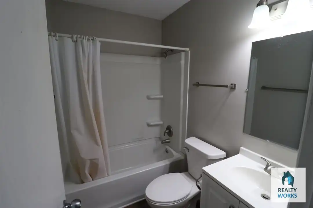 2252 W St unit #2 - View 4