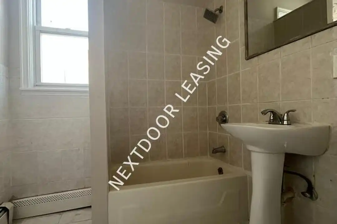 69 W 53rd St - View 3